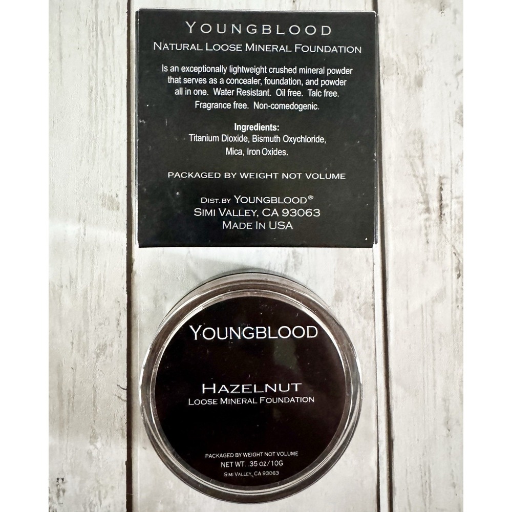 Youngblood HAZELNUT Natural Loose Mineral Foundation .35 oz / 10 g - Picture 3 of 4